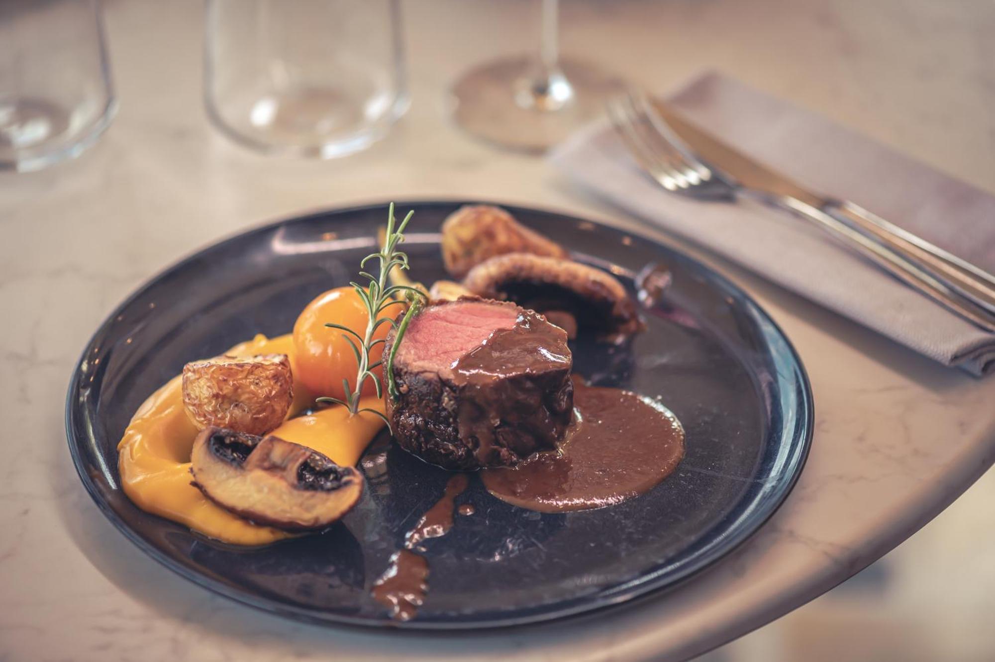 Logis Hotel Restaurant Le Plantevin Propiac Εξωτερικό φωτογραφία