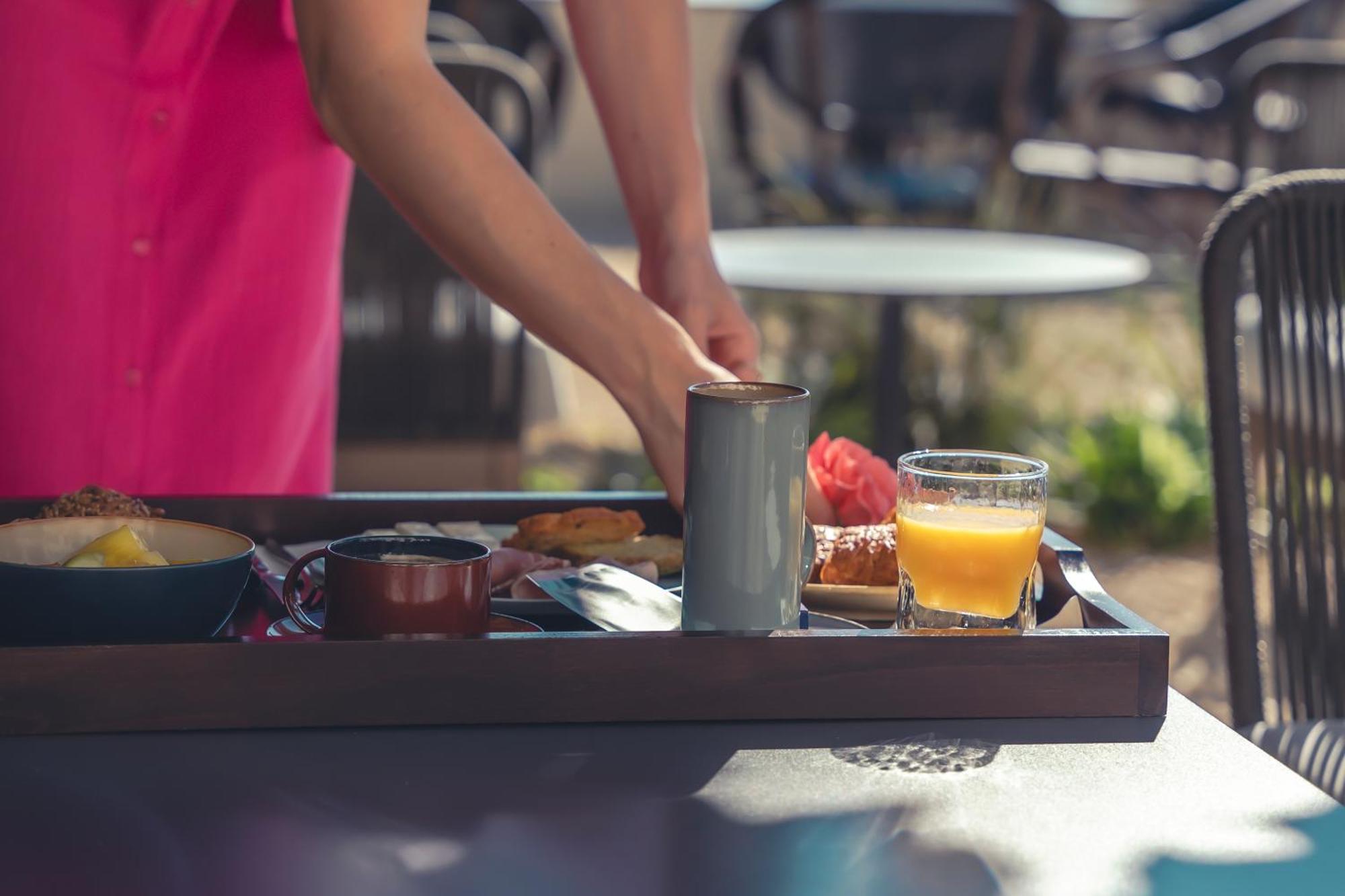 Logis Hotel Restaurant Le Plantevin Propiac Εξωτερικό φωτογραφία