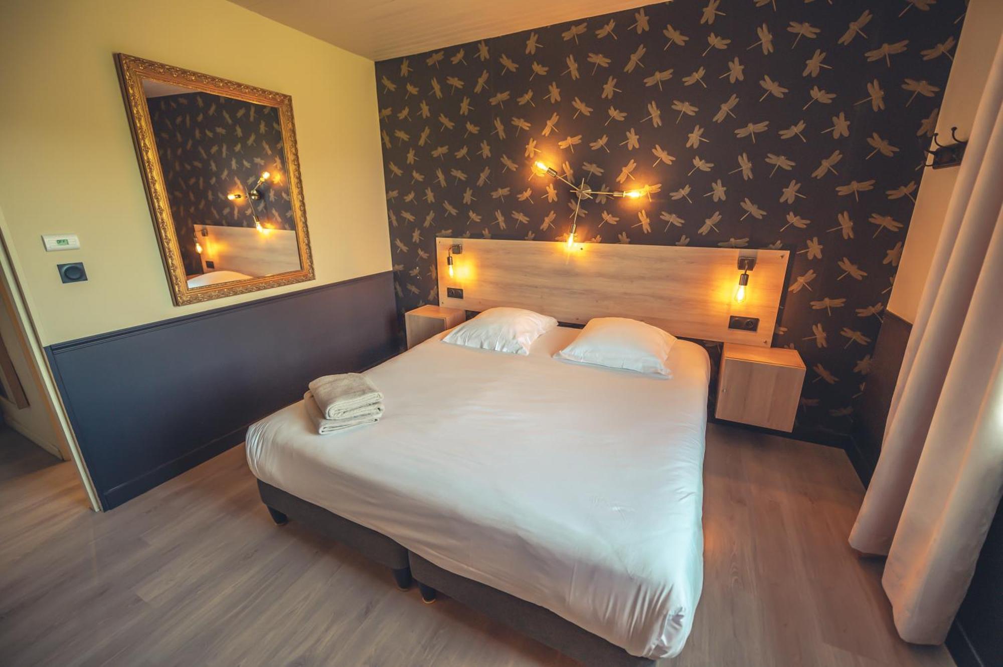 Logis Hotel Restaurant Le Plantevin Propiac Εξωτερικό φωτογραφία